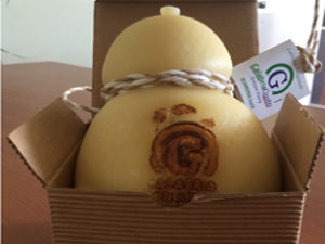 provola stagionata calabria gusto