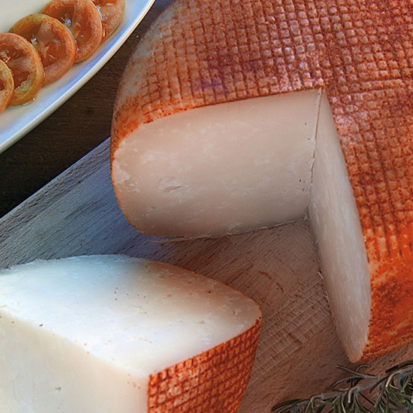 pecorino crotonese pepato in crosta